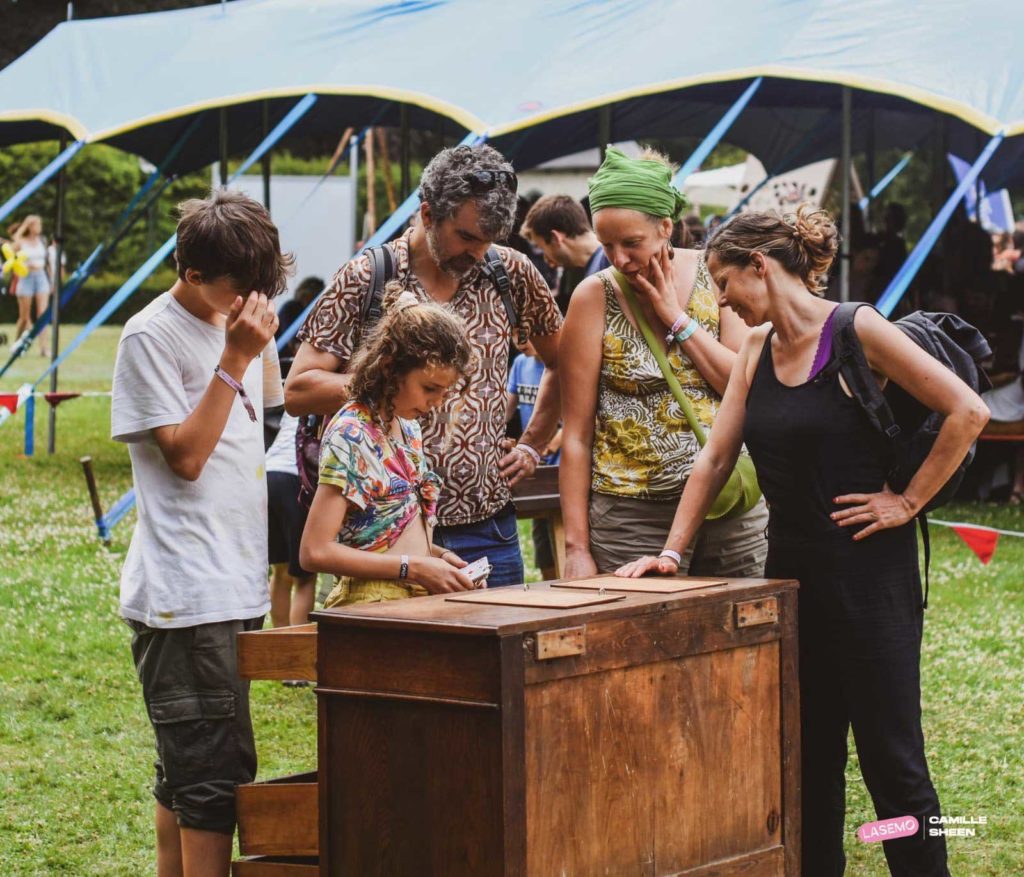 Séjourner camping famille lasemo festival